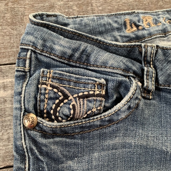 L.A. idol Boot Cut Jean - Picture 3 of 16